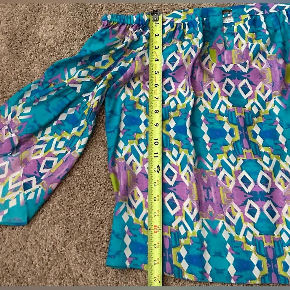 NWOT ❤️SALE❤️ 100% Silk Alice & Trixie/Stitch Fix Top. GORGEOUS COLORS! - Picture 13 of 15